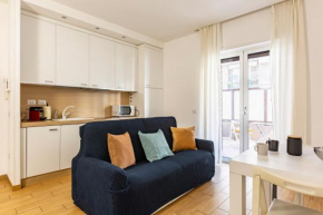 Florence Cozy Apartment with Small Terrace